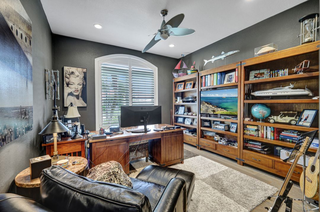 9784 Nickel Ridge Cir, Naples, FL 34120