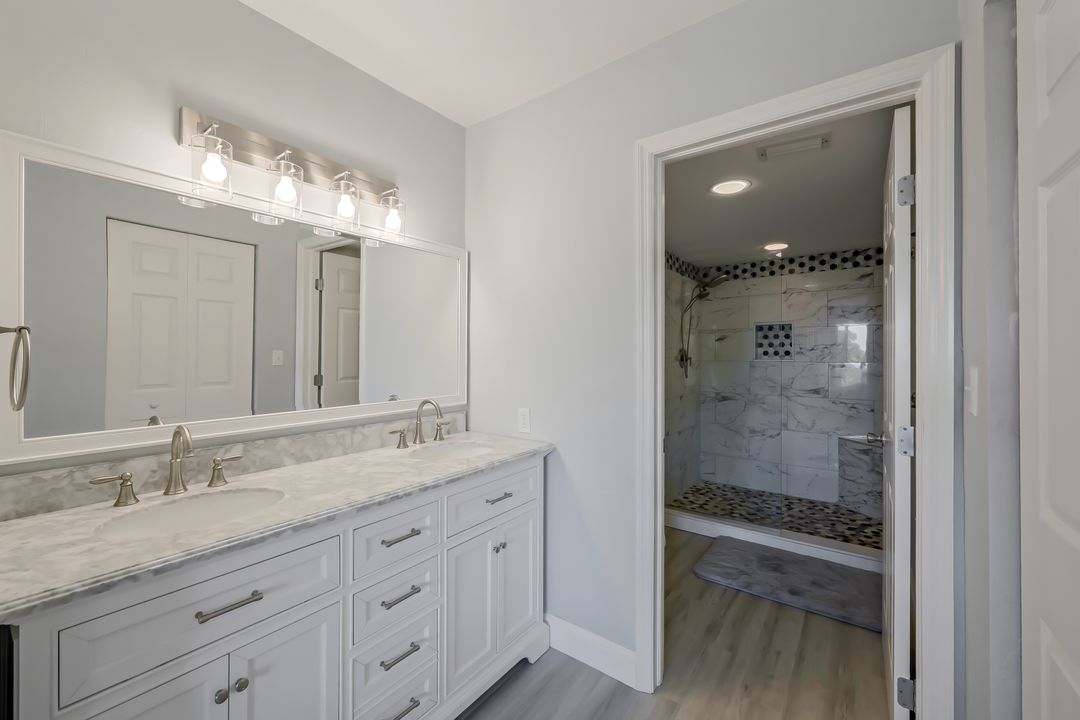 15161 Cedarwood Ln #503, Naples, FL 34110