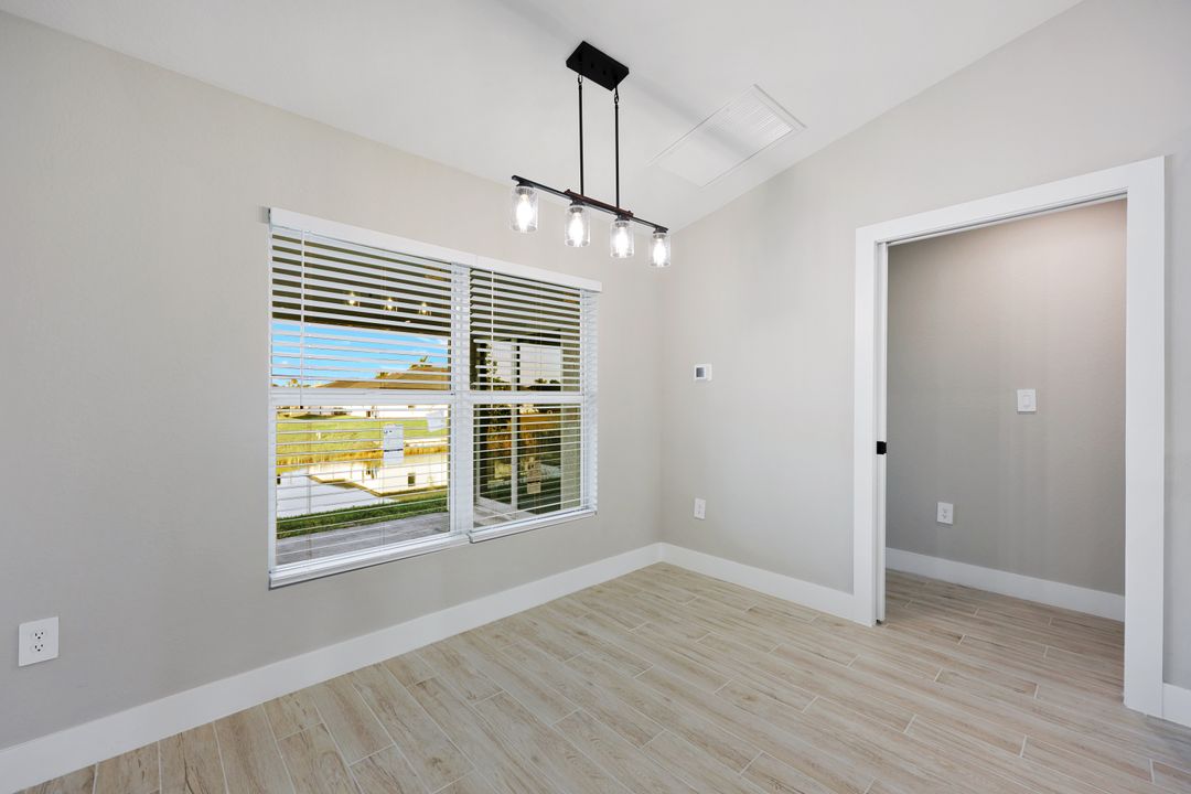 2013 NW 20th Terrace, Cape Coral, FL 33993