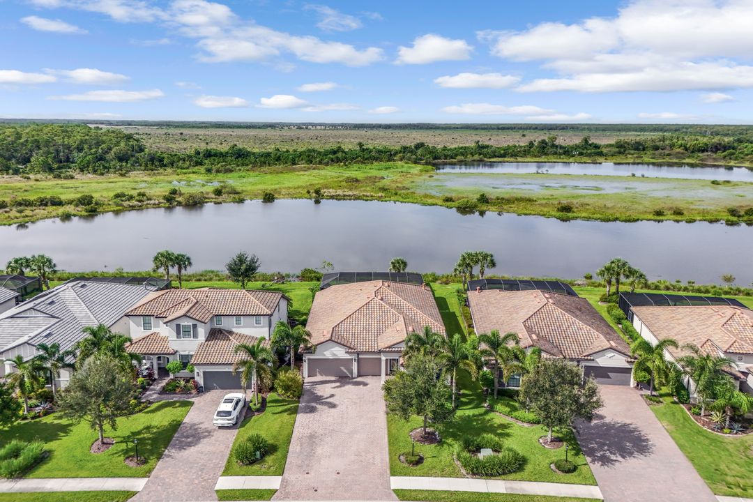 17146 Ashcomb Wy, Estero, FL 33928
