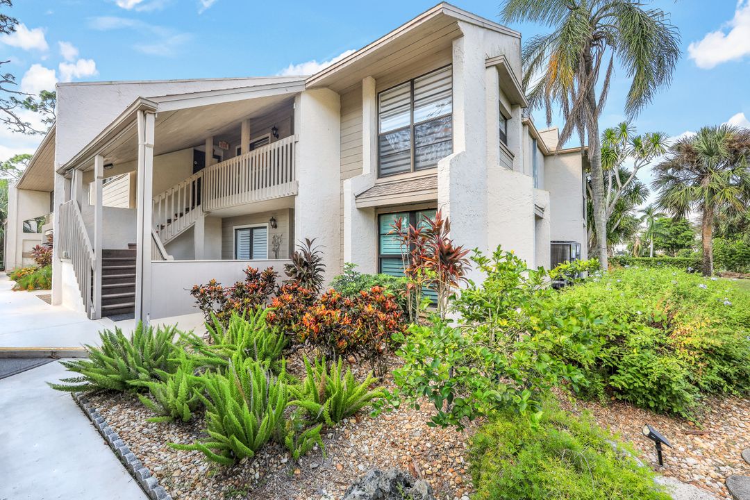16454 Timberlakes Dr #204, Fort Myers, FL 33908