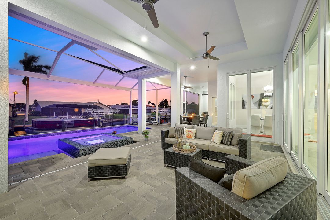 5317 SW 8th Pl, Cape Coral, FL 33914