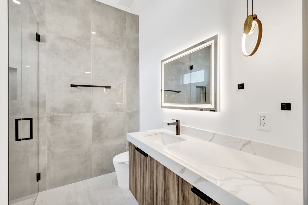 719 Old Burnt Store Rd N, Cape Coral, FL 33993