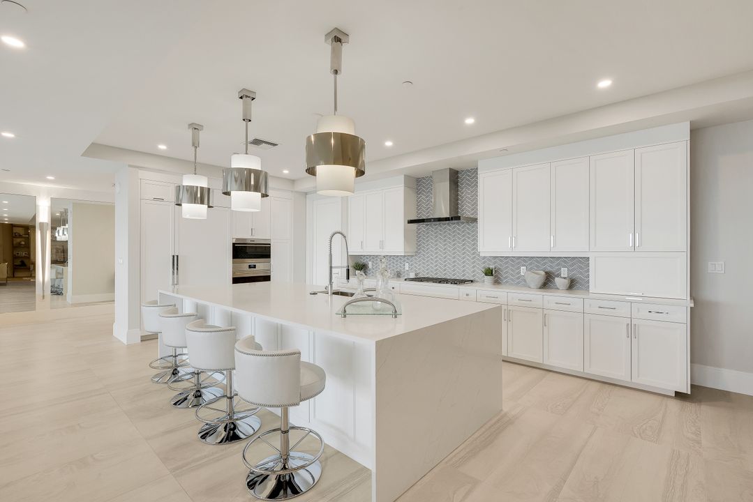 4991 Bonita Bay Blvd #802, Bonita Springs, FL 34134