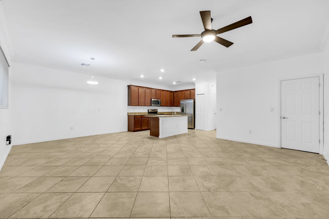 10171 Tin Maple Dr #95, Estero, FL 33928