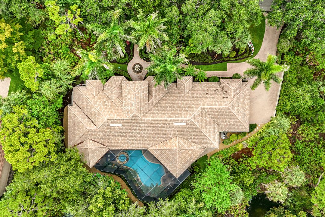12099 Collier's Reserve Dr, Naples, FL 34110