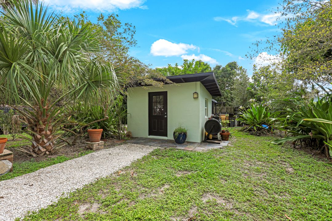 3032 Coco Ave, Naples, FL 34112