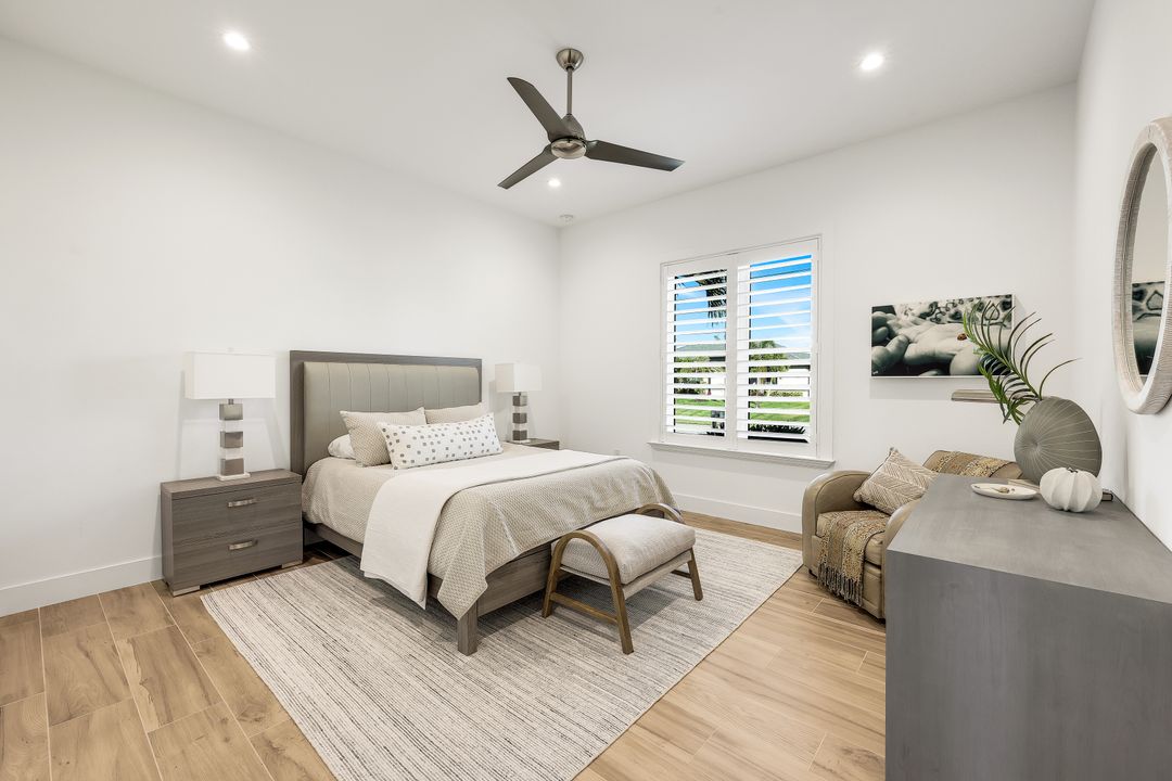 428 SW 39th Ave, Cape Coral, FL 33991