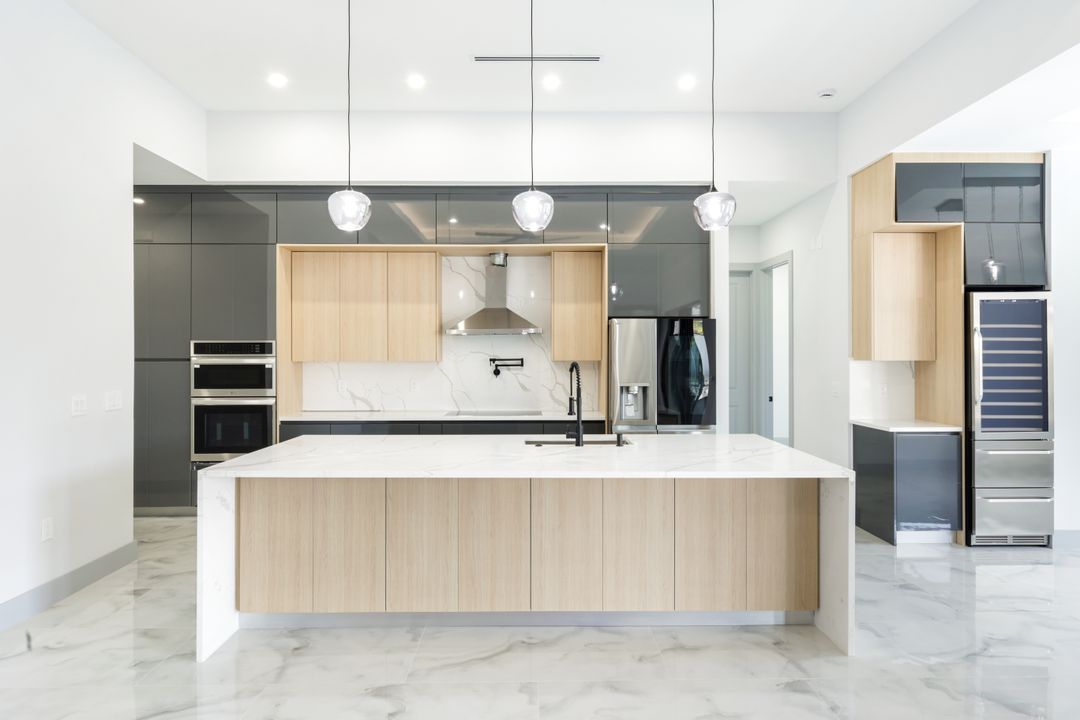 2833 SW 25th Ave, Cape Coral, FL 33914