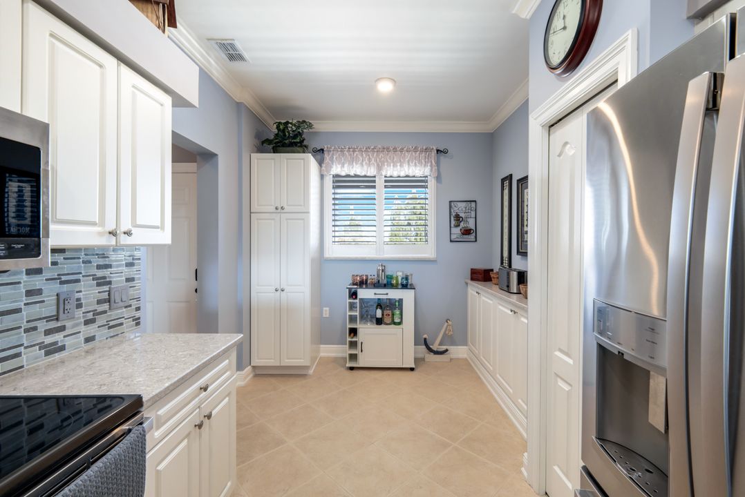 16655 Lake Cir Dr  #845, Fort Myers, FL 33908