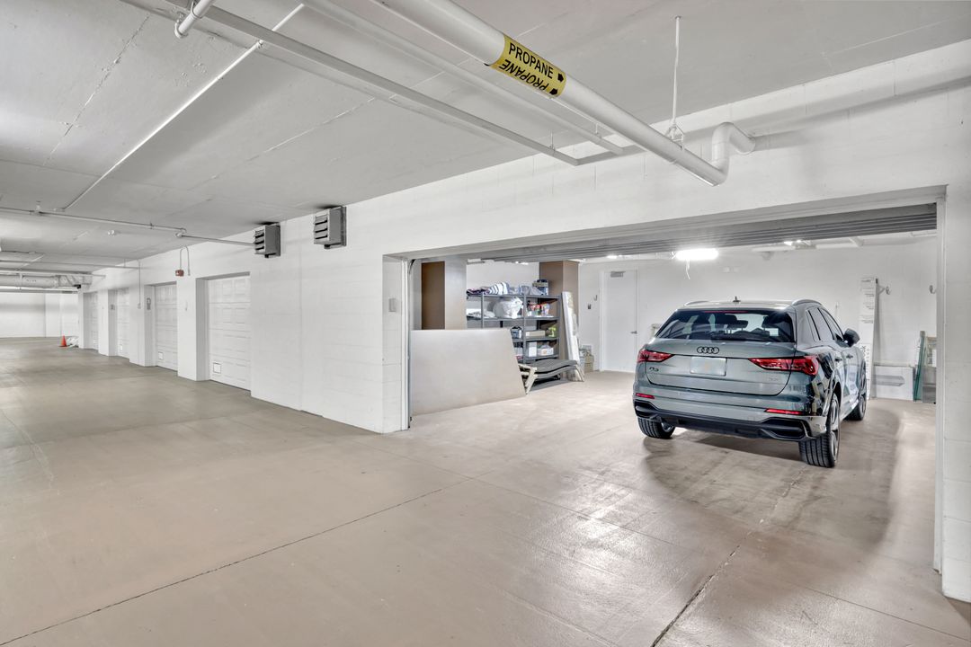 4951 Bonita Bay Blvd #2205, Bonita Springs, FL 34134