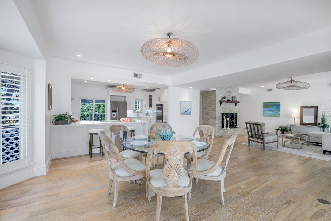 513 Lighthouse Way, Sanibel, FL 33957
