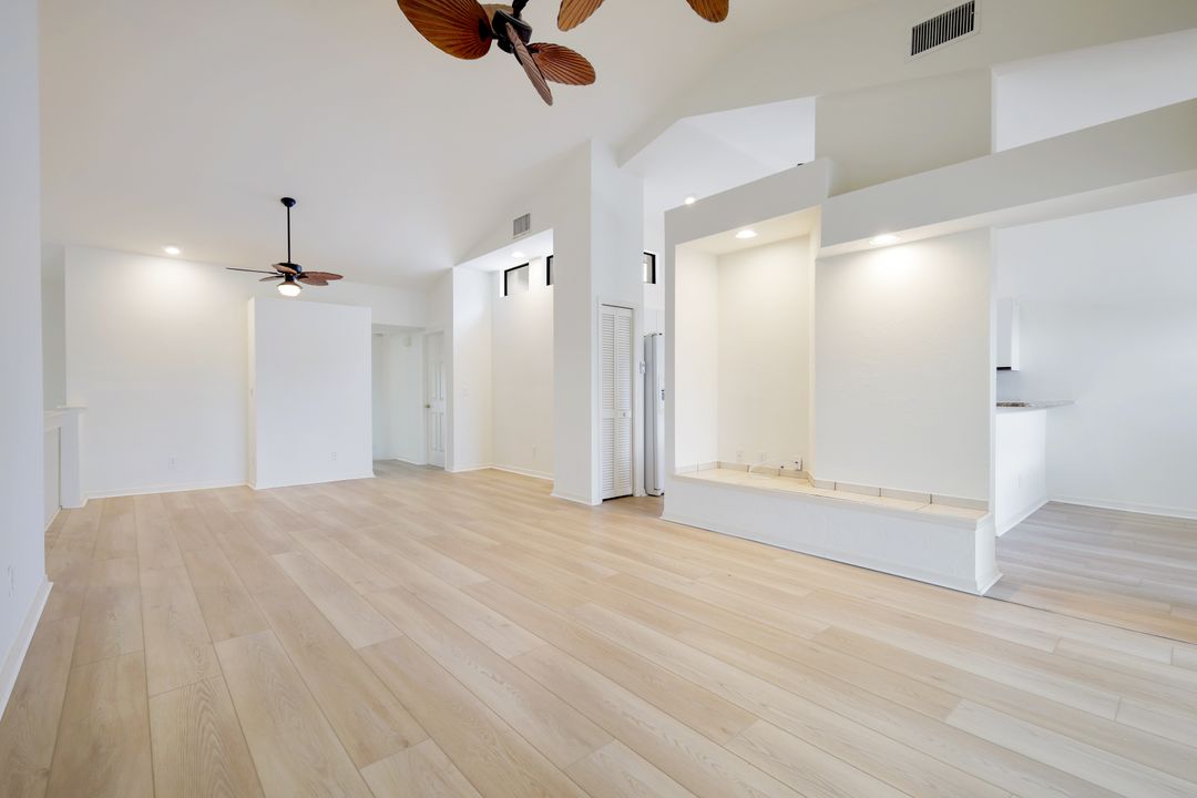 2270 Anchorage Ln #C, Naples, FL 34104