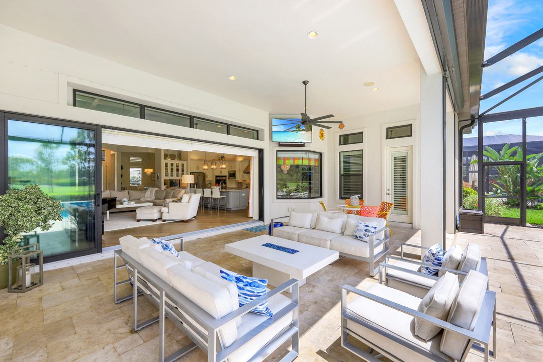 8668 Amour Ct, Naples, FL 34119