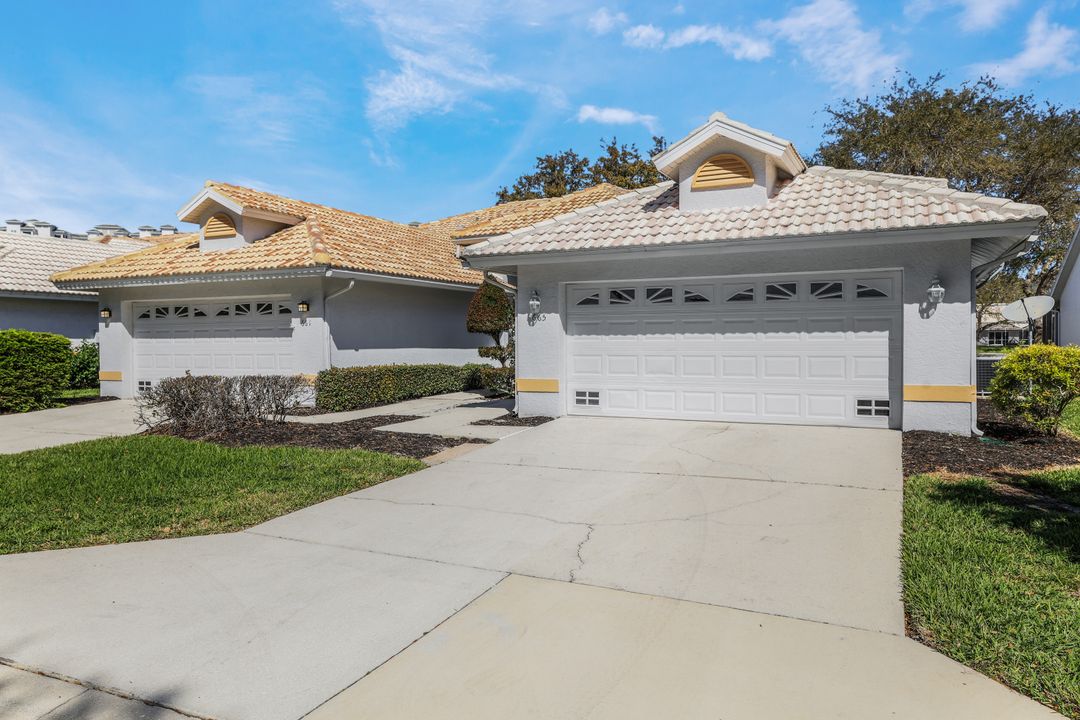661 Captn Kate Ct, Naples, FL 34110