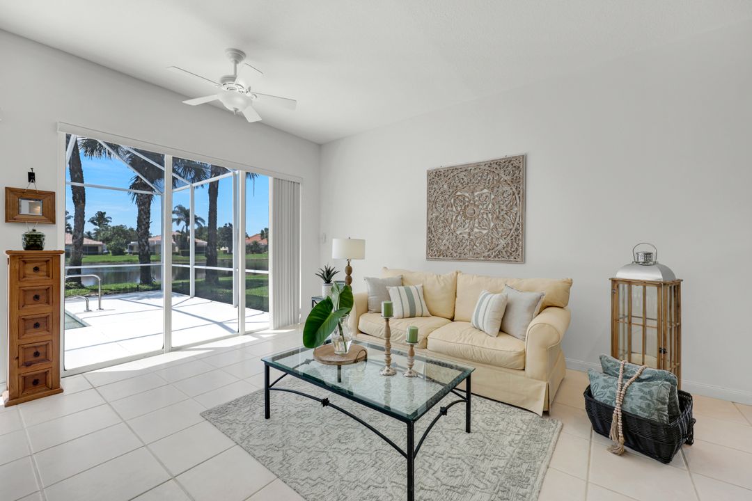 3730 Whidbey Way, Naples, FL 34119