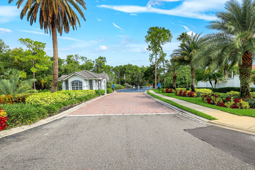228 Belina Dr #606, Naples, FL 34104