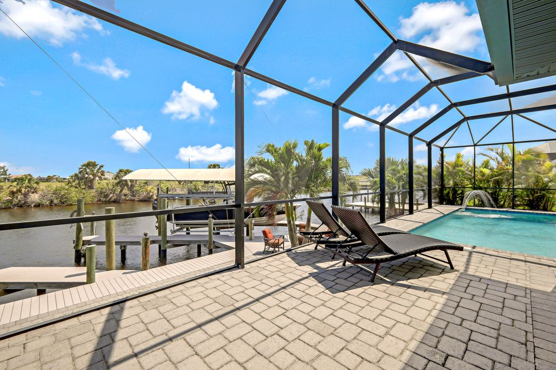 3213 NW 9th St, Cape Coral, FL 33993