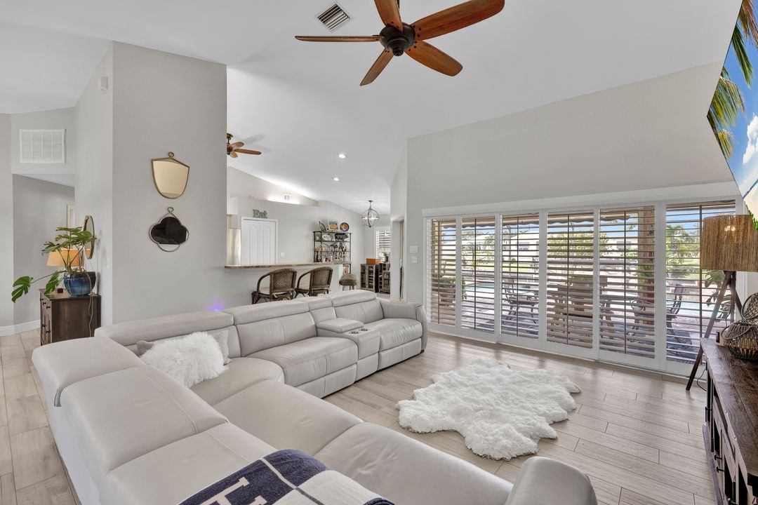 4328 SW 18th Ave, Cape Coral, FL 33914