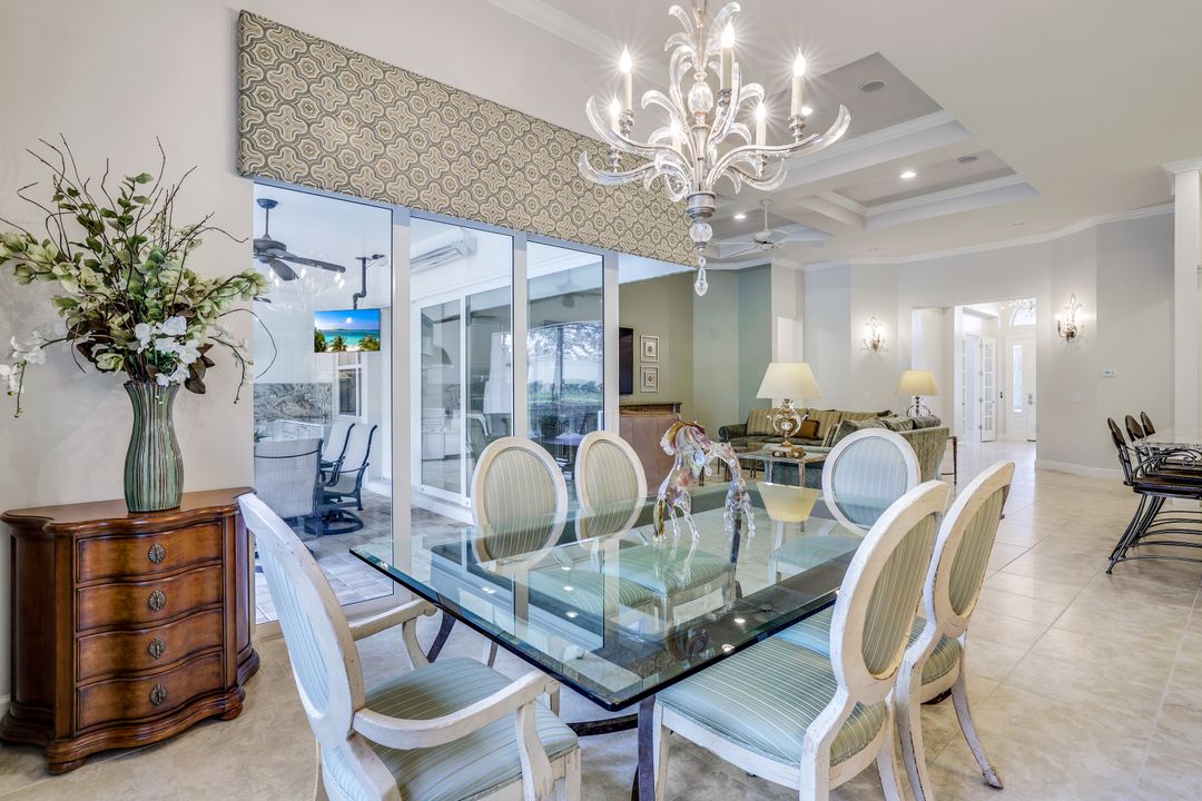 9266 Quarry Dr, Naples, FL 34120