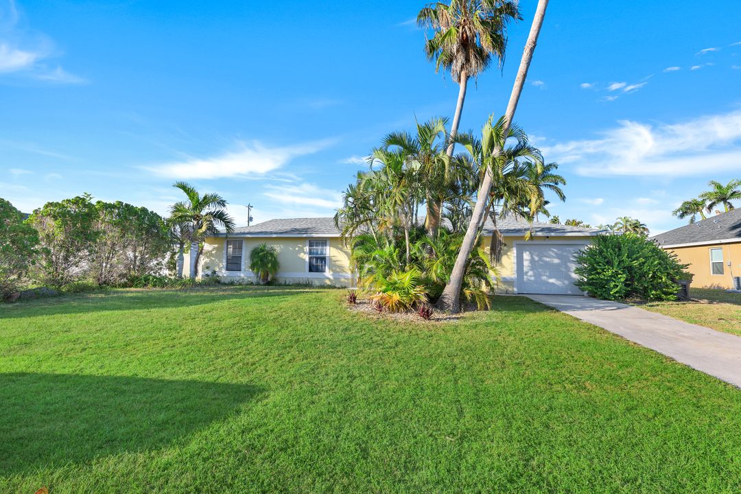 705 SW 27th Terrace, Cape Coral, FL 33914