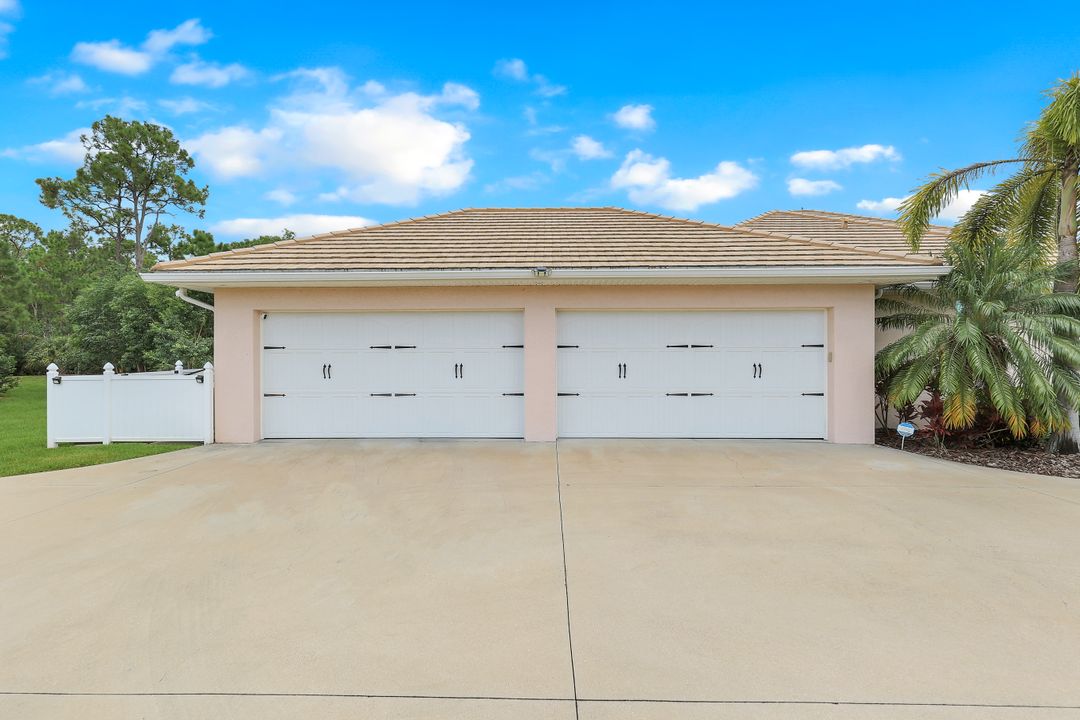 15362 Old Pine Ct, Fort Myers, FL 33912