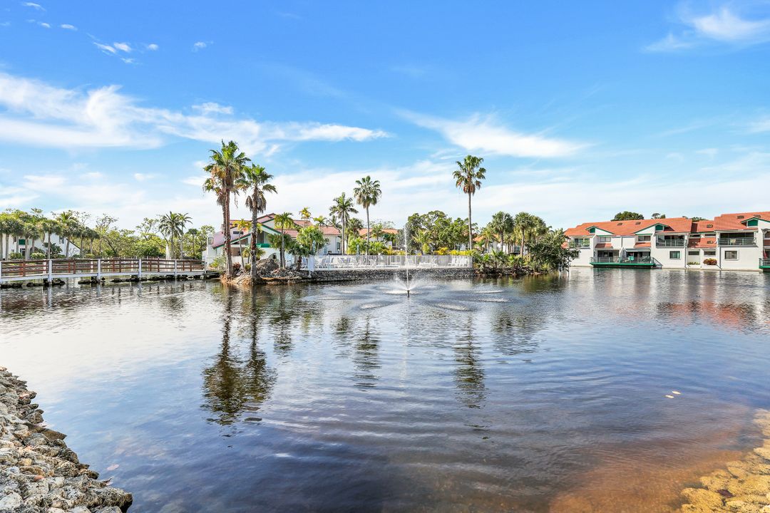 2294 Anchorage Ln #C, Naples, FL 34104