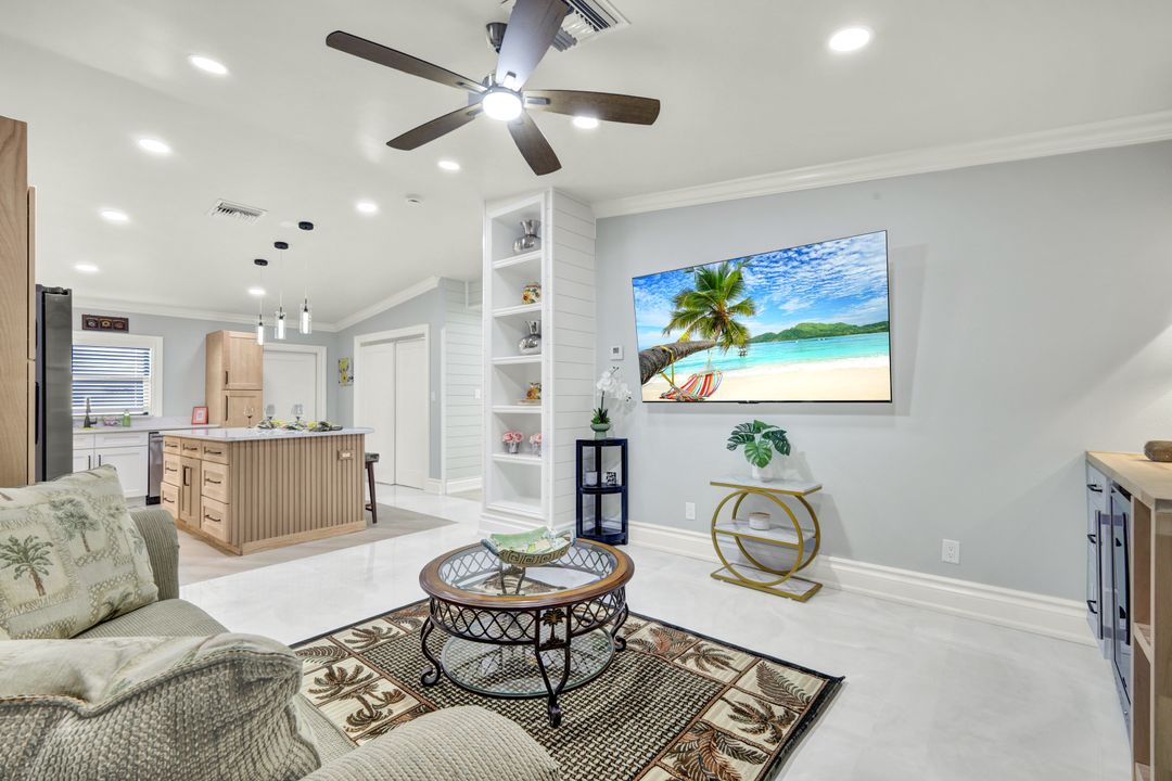 3510 Dora St, Fort Myers, FL 33916