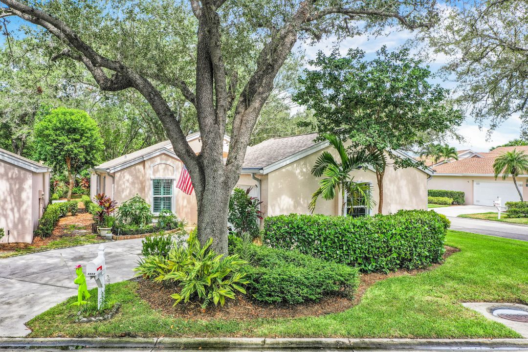 7713 Ahoy Ave, Naples, FL 34109