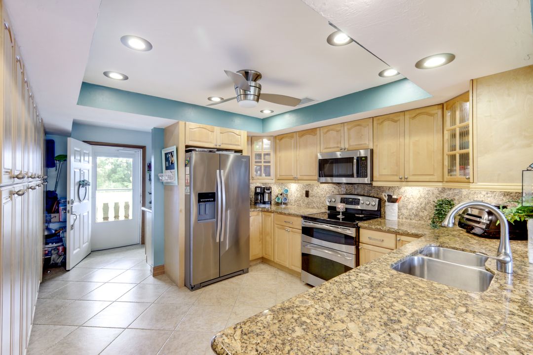 13551 Stratford Pl Cir #202, Fort Myers, FL 33919