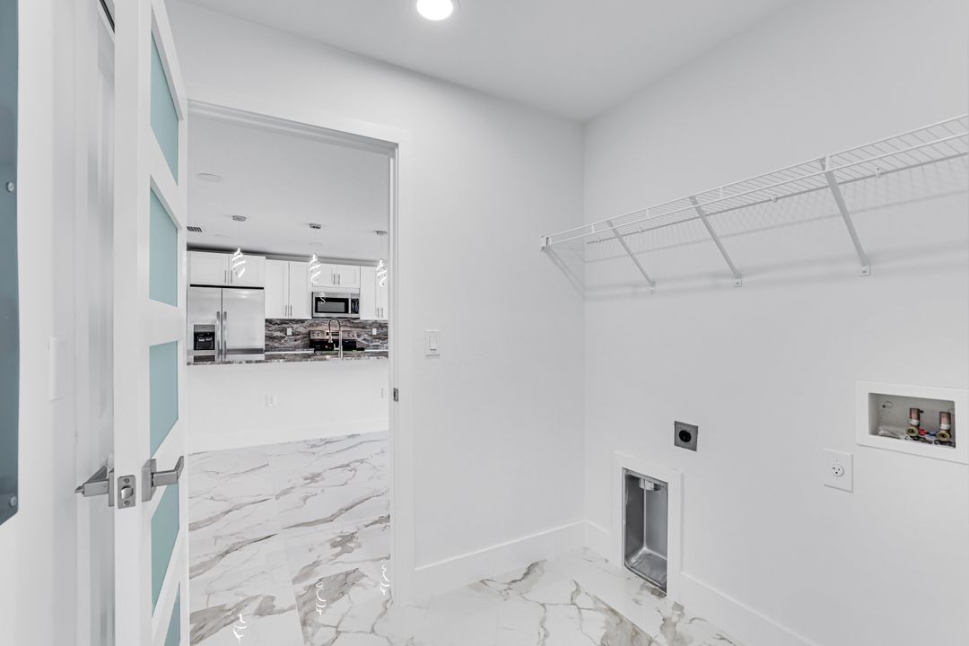 3020 1st St W, Lehigh Acres, FL 33971