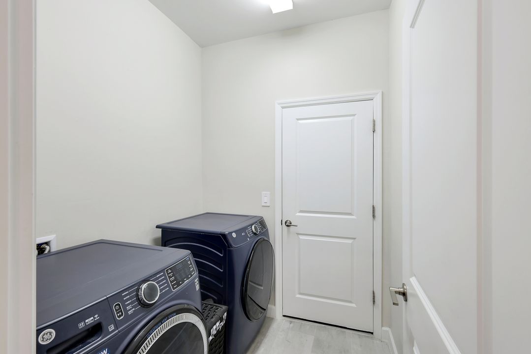 14014 Pine Lodge Ln, Fort Myers, FL 33913