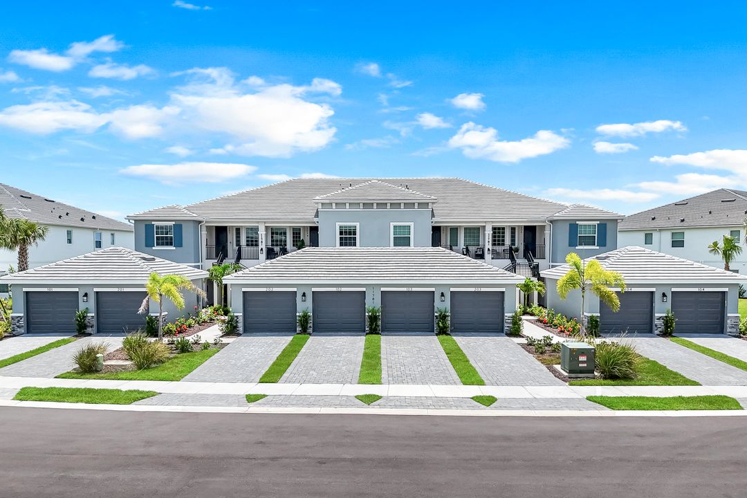 11781 Venetian Lagoon Dr #201, Fort Myers, FL 33913