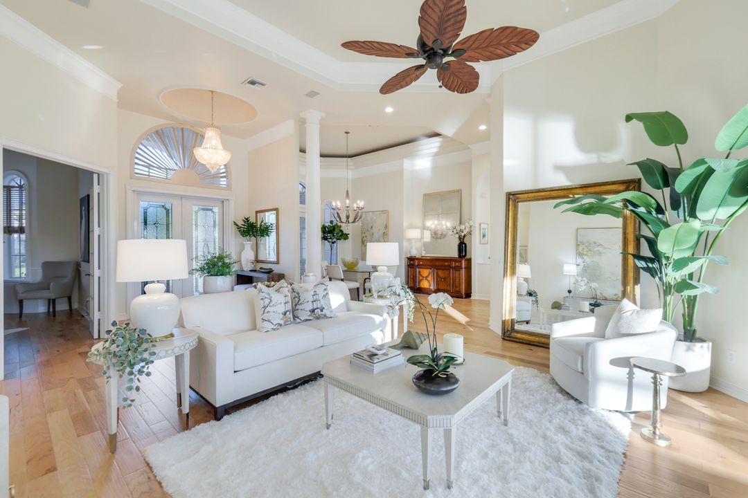 4574 Lighthouse Ln, Naples, FL 34112