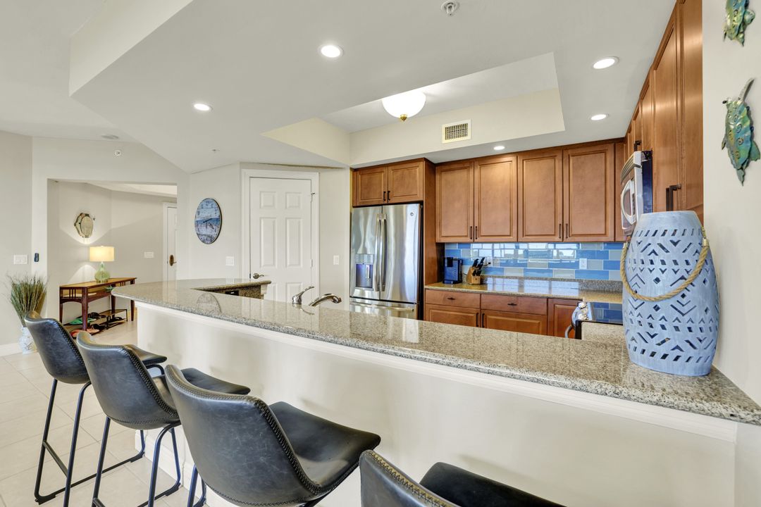 1065 Borghese Ln #304, Naples, FL 34114