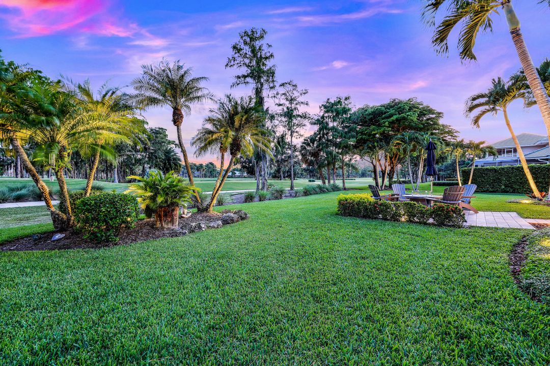 4624 Pond Apple Dr N, Naples, FL 34119