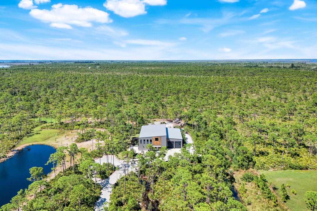 4412 Pinetree Blvd, Saint James City, FL 33956