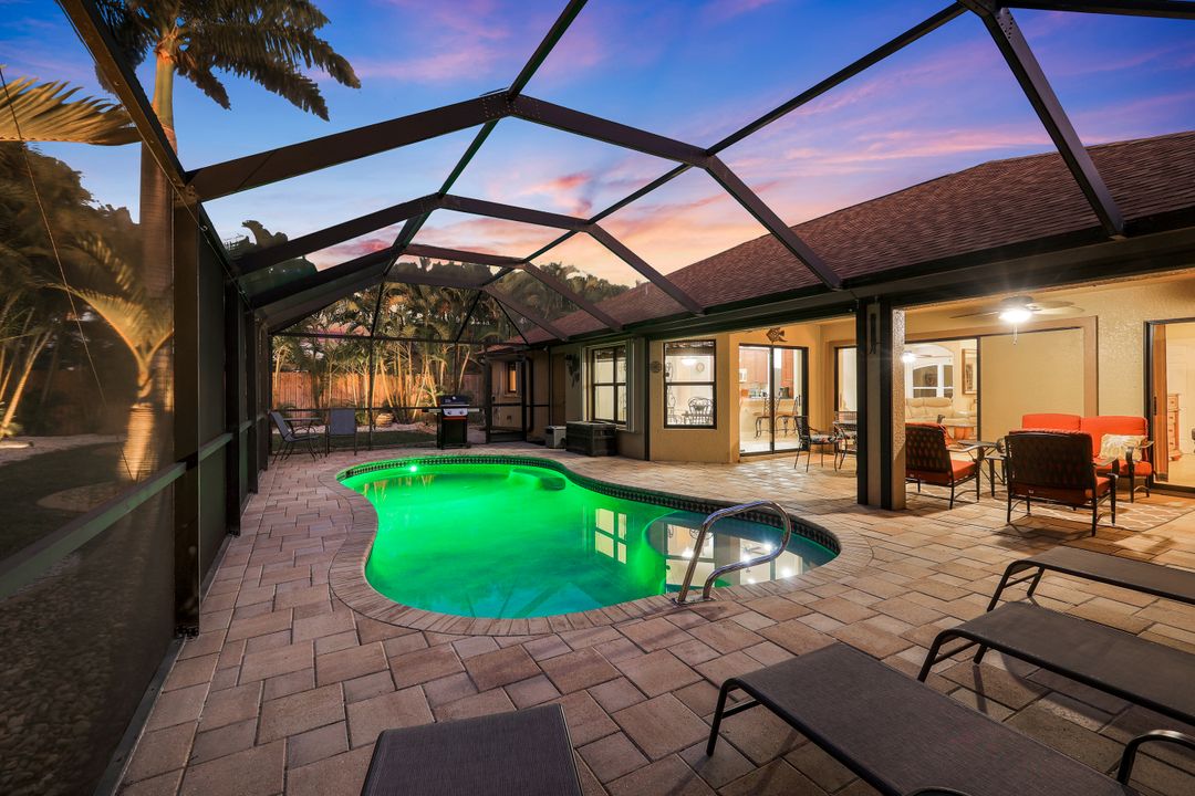 1513 SW 43rd Ln, Cape Coral, FL 33914