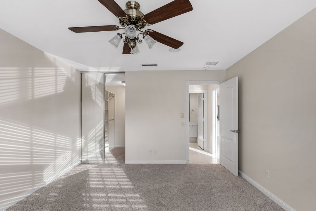 3360 Cayman Ln, Naples, FL 34119