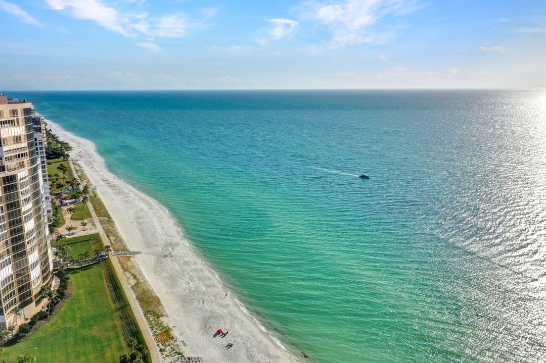 4401 Gulf Shore Blvd N, Naples, FL 34103
