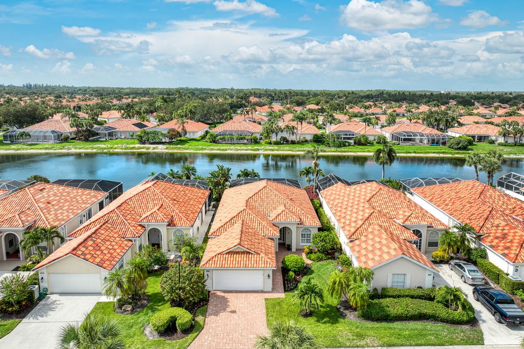 3232 Benicia Ct, Naples, FL 34109