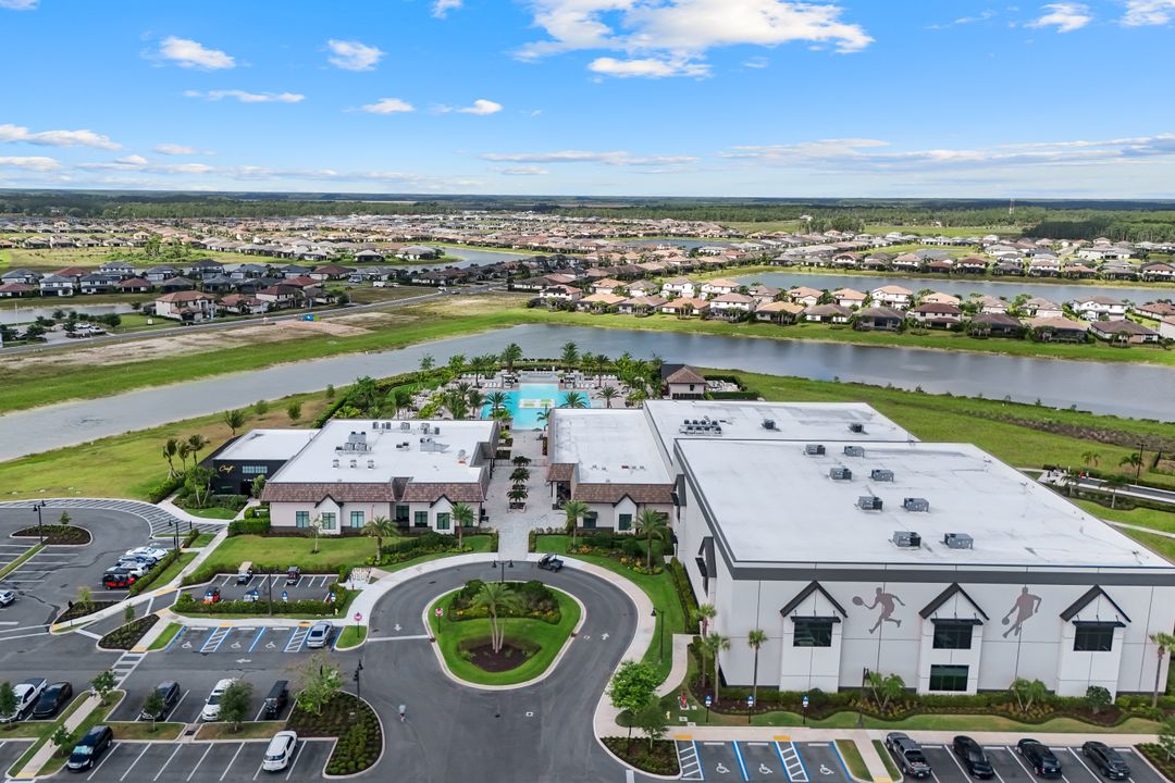 19232 Gentry Pl, Estero, FL 33928