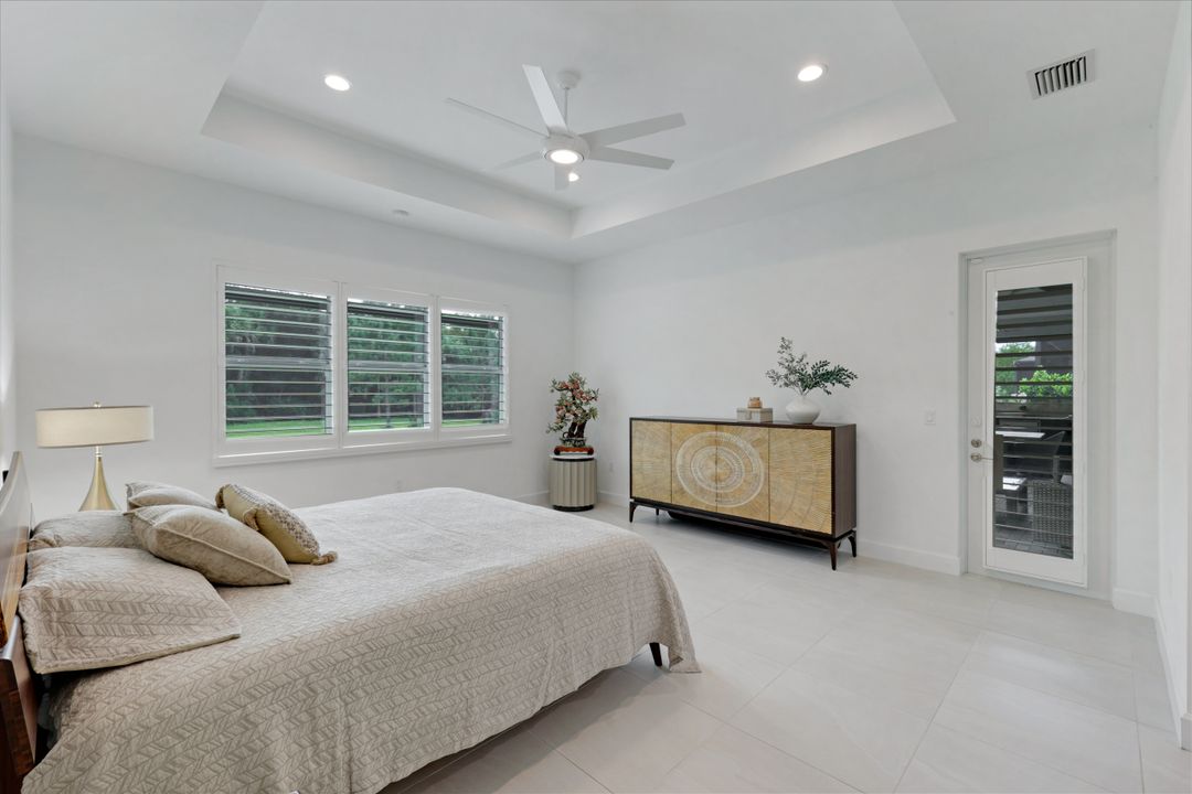 11698 Jasper Ct, Naples, FL 34120