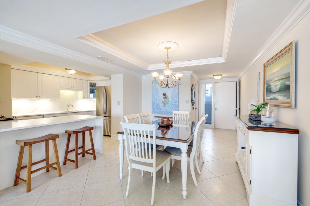 3443 Gulf Shore Blvd N #309, Naples, FL 34103