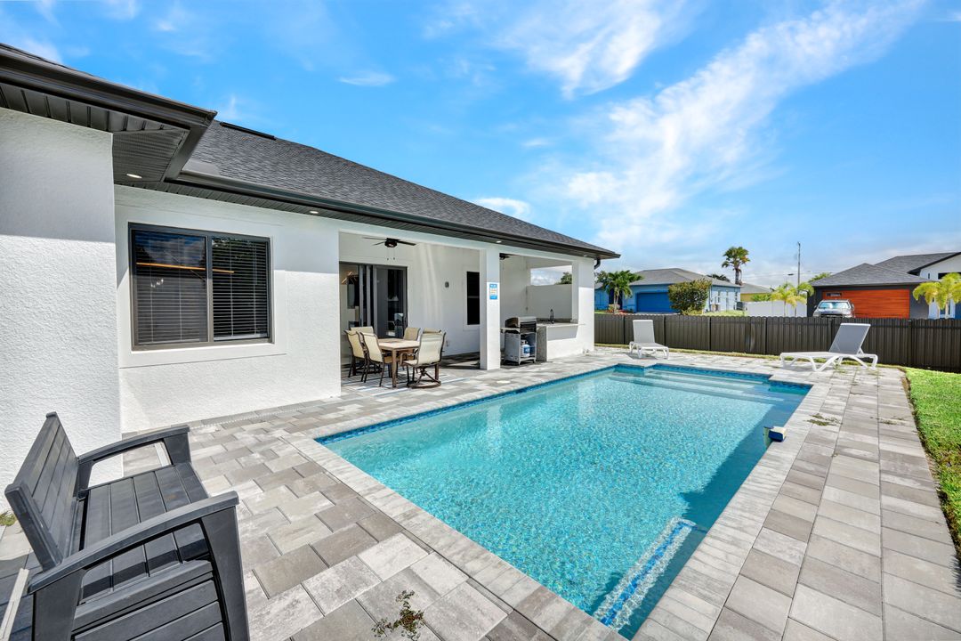 636 NE 8th Terrace, Cape Coral, FL 33909