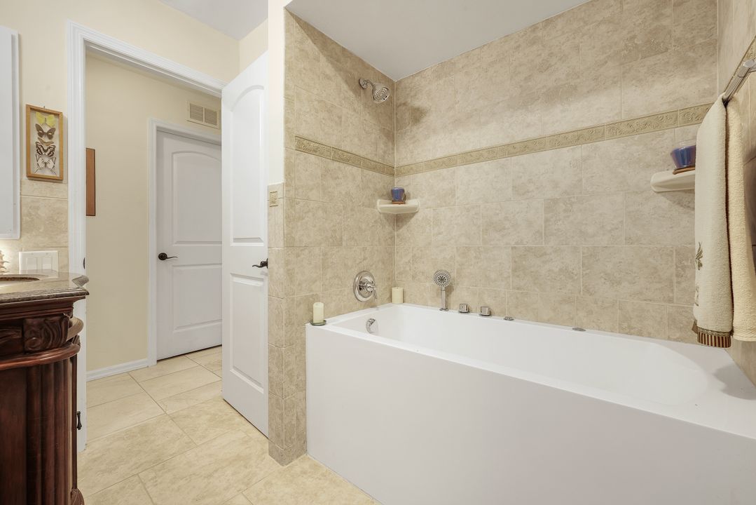 2133 SW 40th Terrace, Cape Coral, FL 33914