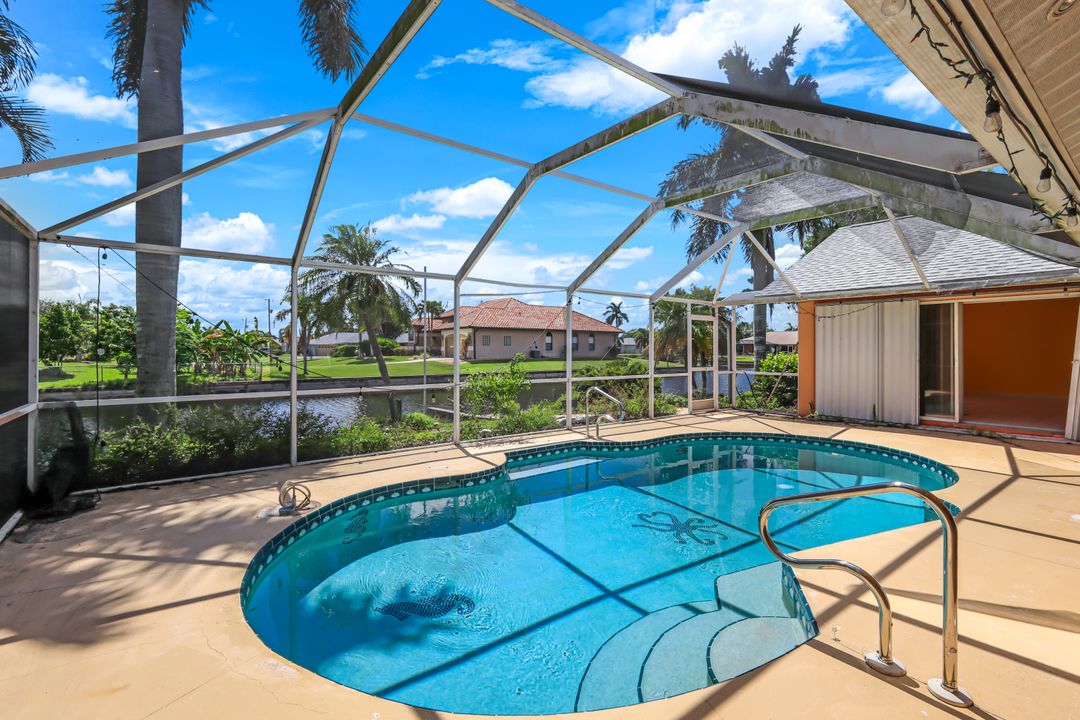 2143 SE 5th Ave, Cape Coral, FL 33990