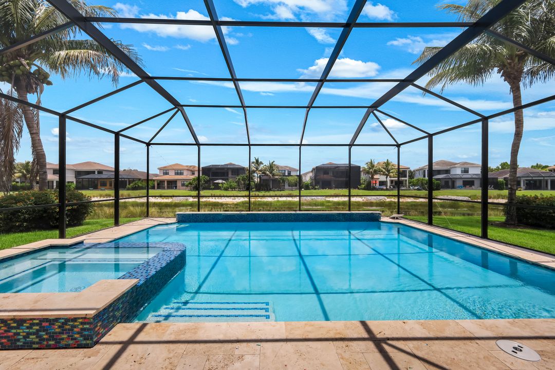 4500 Aurora St, Naples, FL 34119
