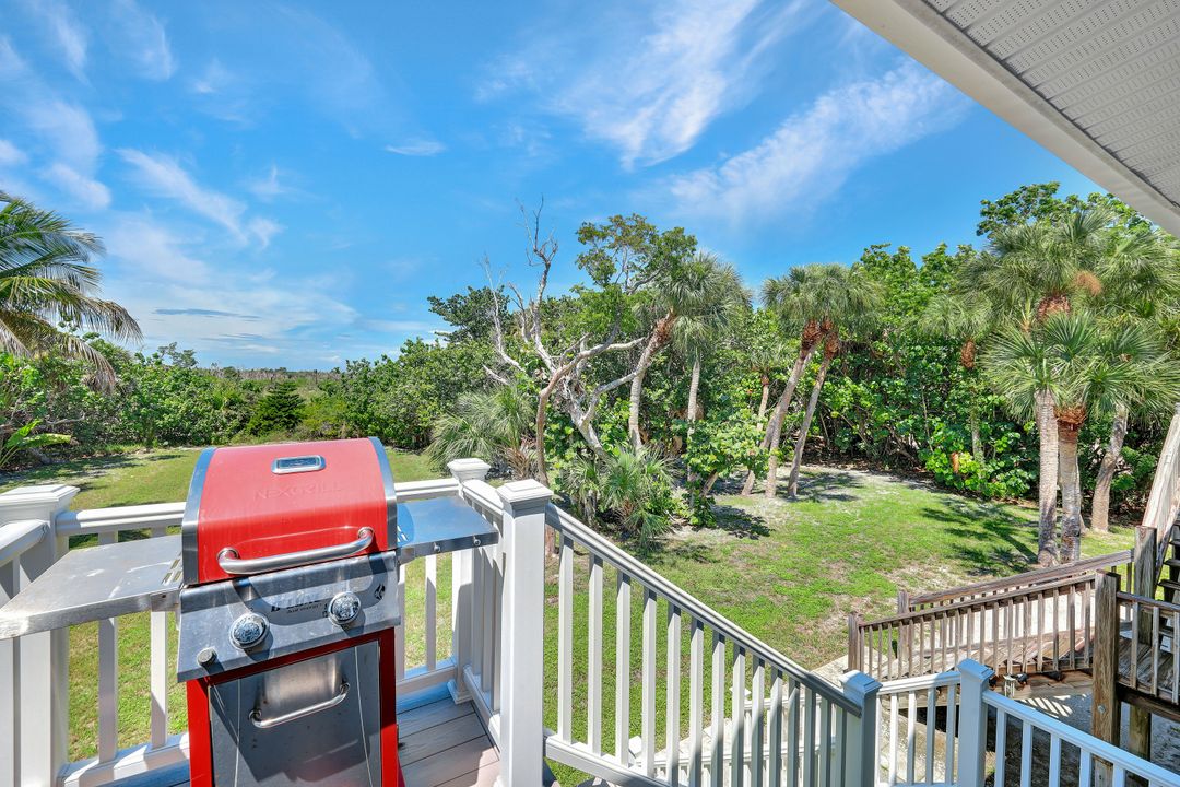 863 Rabbit Rd, Sanibel, FL 33957