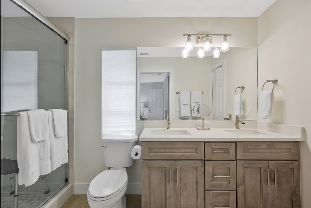 3060 70th St SW, Naples, FL 34105